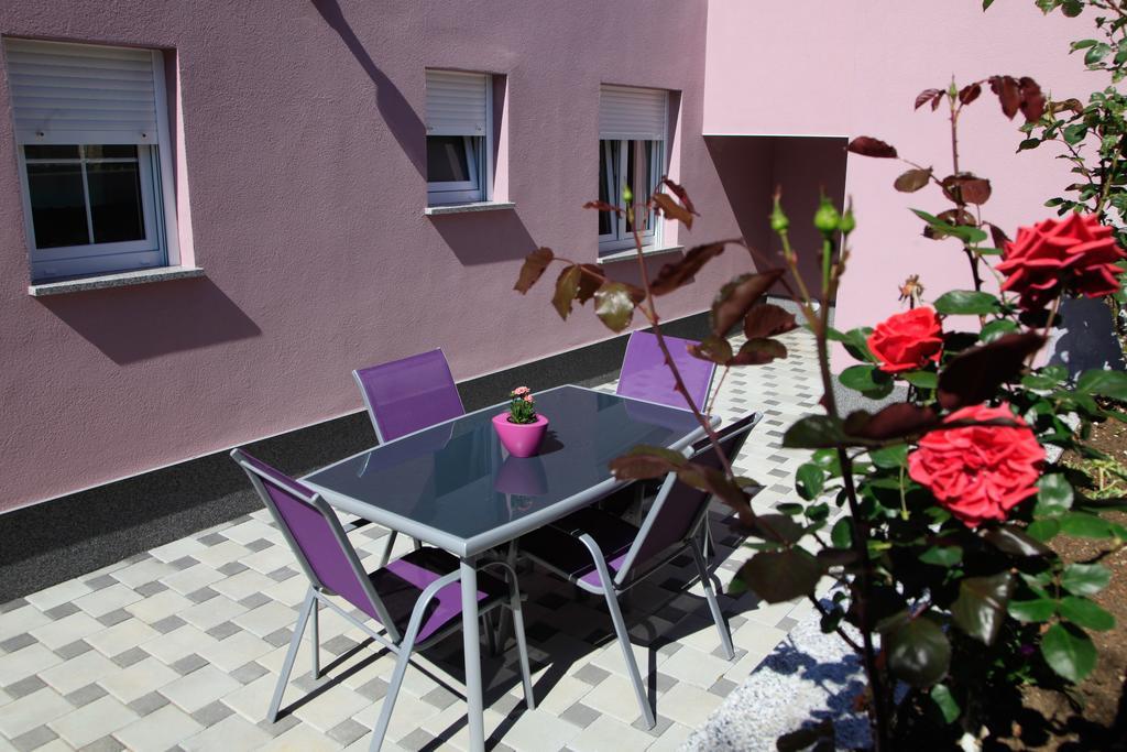 Apartments Fiora Premantura Exterior foto